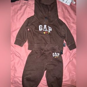Gap+Disney Mickey Mouse sweatsuit!!